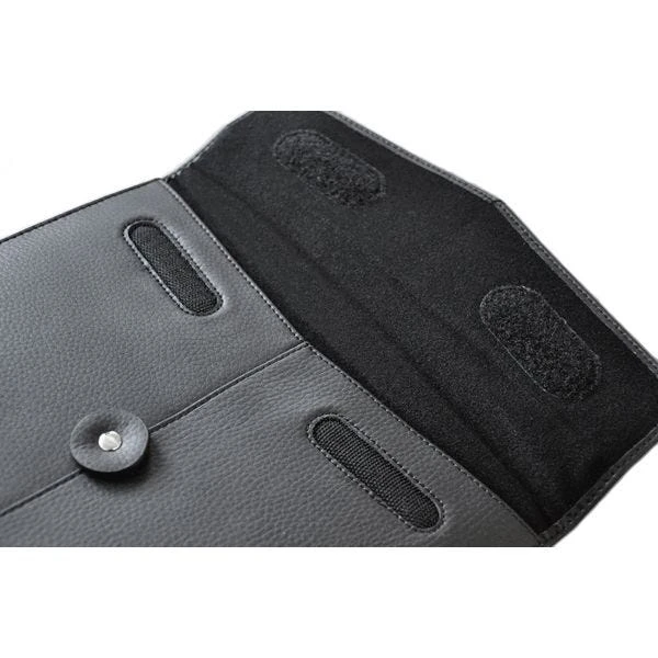 Civilian Manila 11 Leather Sleeve For MacBook Air 11" / Netbook Black 4 Civilian Manila 11 Leather Sleeve For MacBook Air 11" / Netbook Black - Image 4